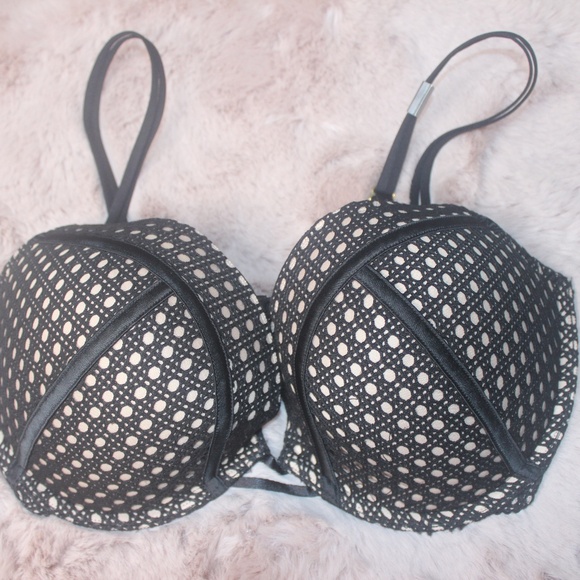 VICTORIA'S SECRET VERY SEXY BLACK LACE PUSH-UP BRA - Picture 1 of 1